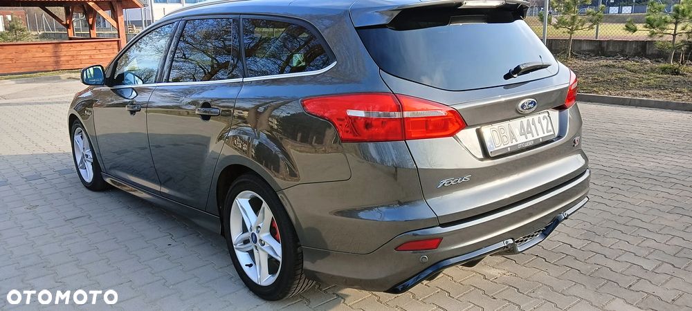 Ford Focus 1.5 TDCi DPF Start-Stopp-System ST-Line - 2