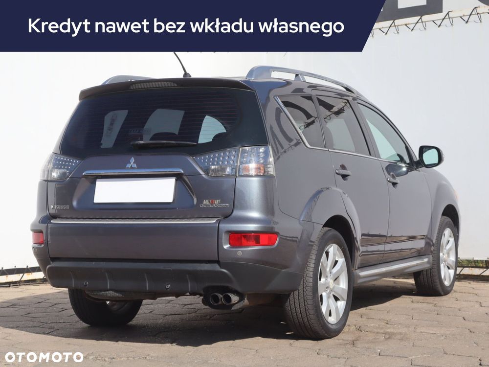 Mitsubishi Outlander - 7