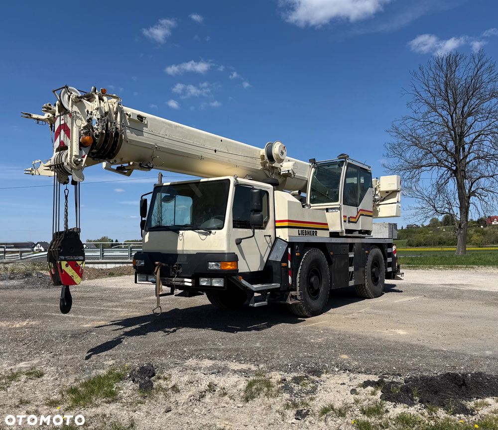 Liebherr LTM1040-2.1 - 1