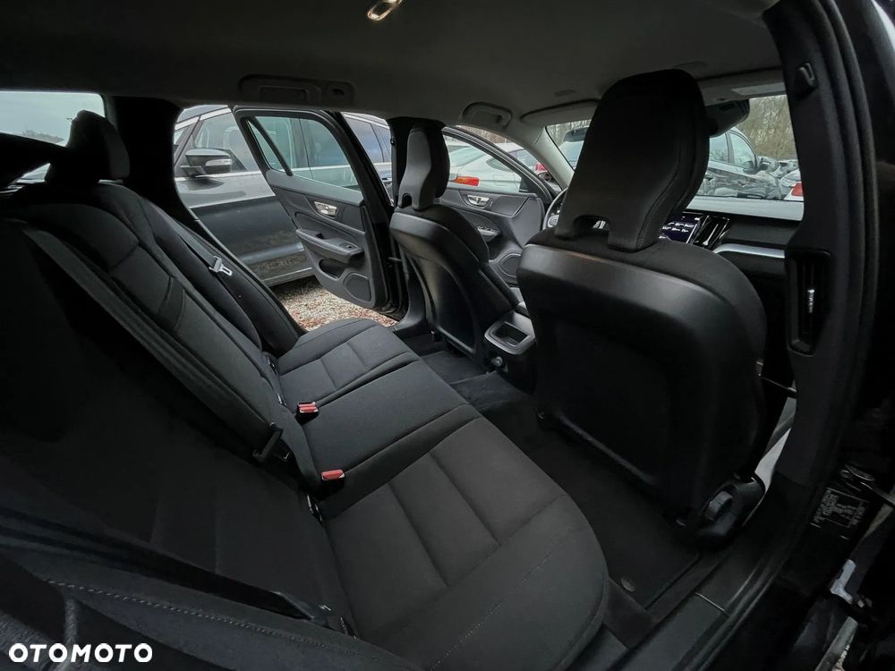 Volvo V60 D4 Geartronic Summum - 18