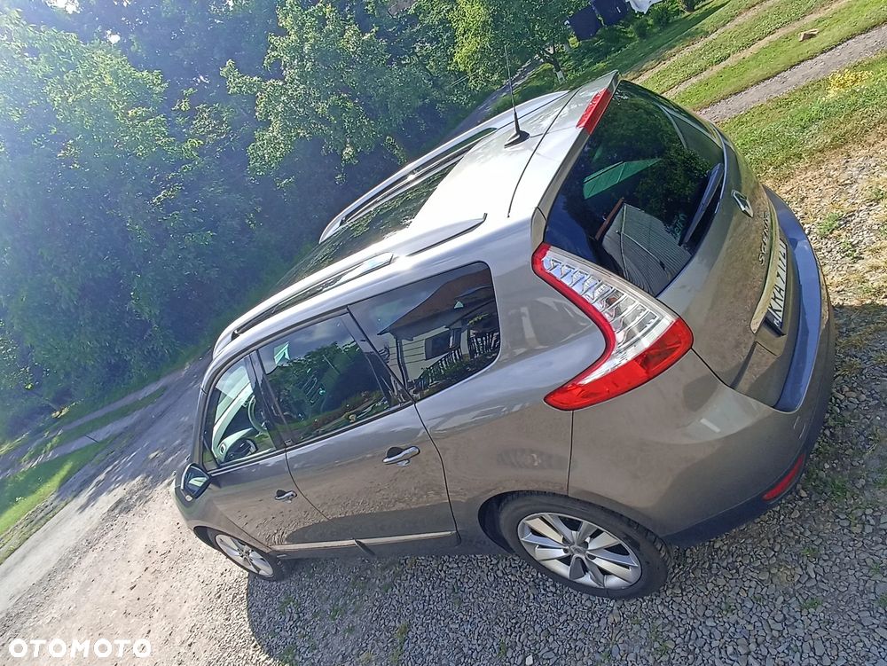 Renault Scenic 1.6dCi Energy Bose Edition - 11