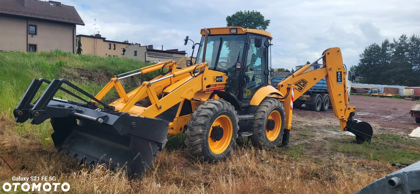 JCB 4CX - 11