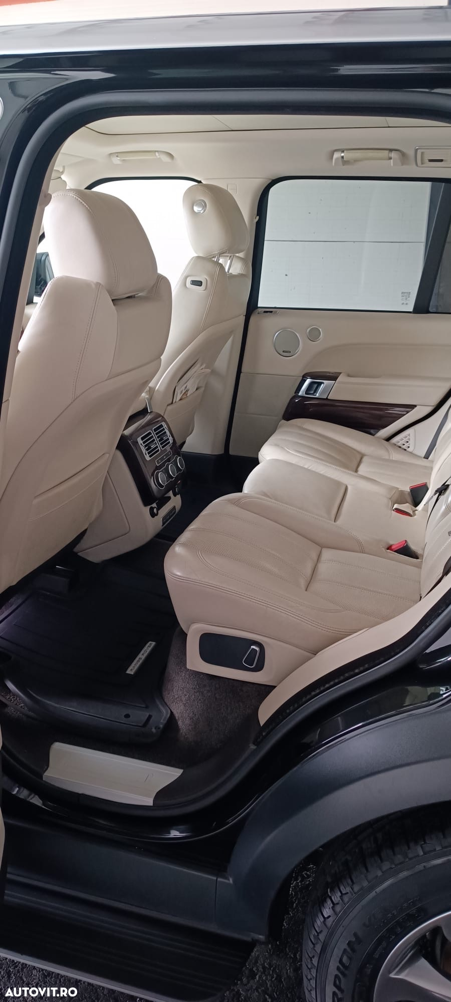 Land Rover Range Rover 3.0 I TDV6 HSE - 11