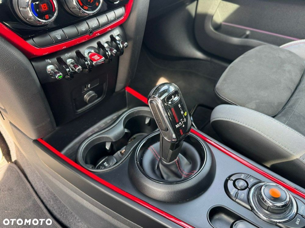 MINI John Cooper Works All4 - 24