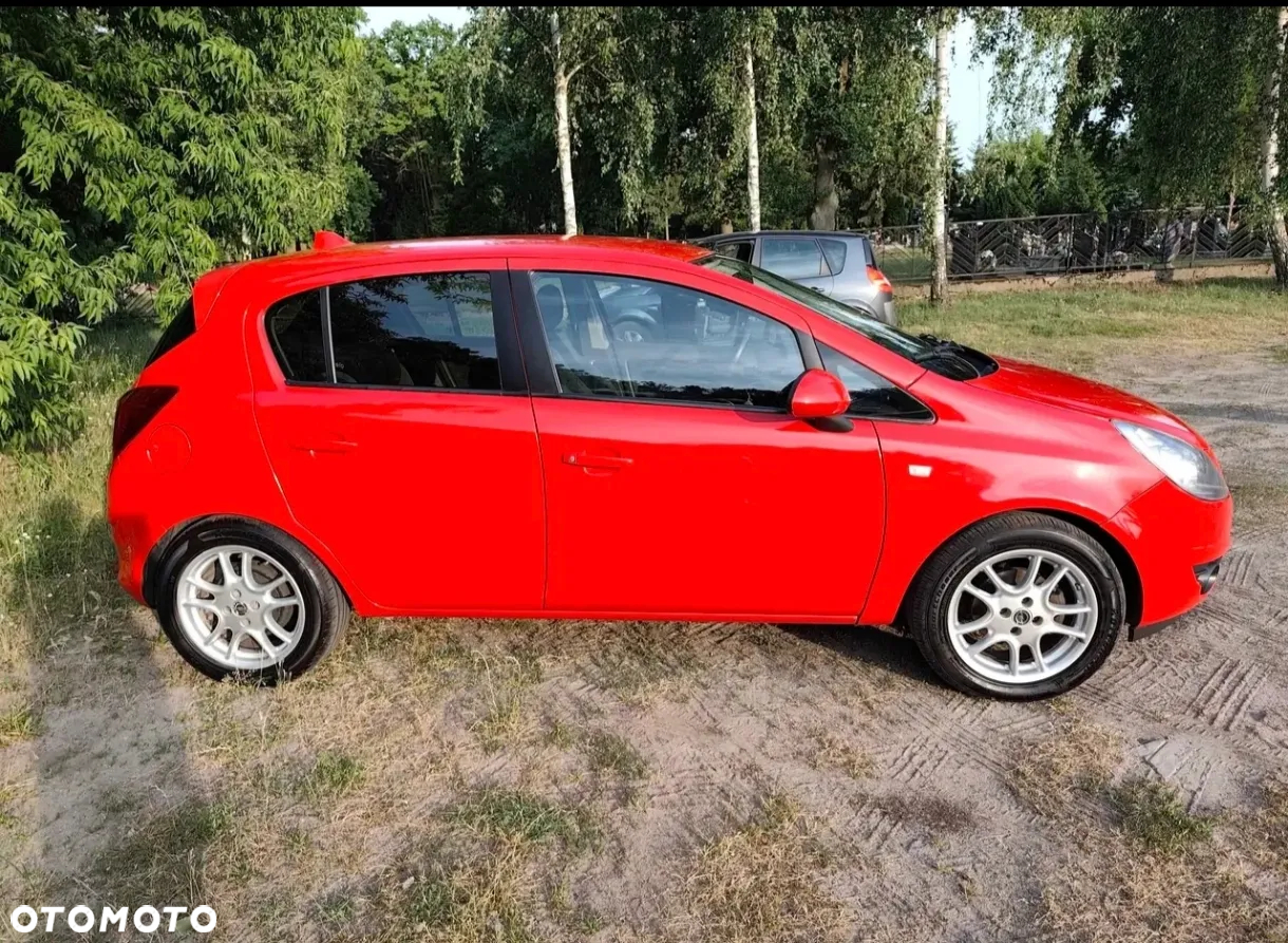 Opel Corsa 1.4 16V Cosmo - 3