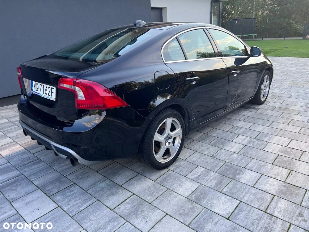 Volvo S60 T4 Base - 10