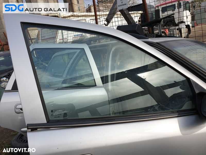 Geam Sticla Usa Portiera Dreapta Fata Opel Vectra B 1995 - 2002 - 1