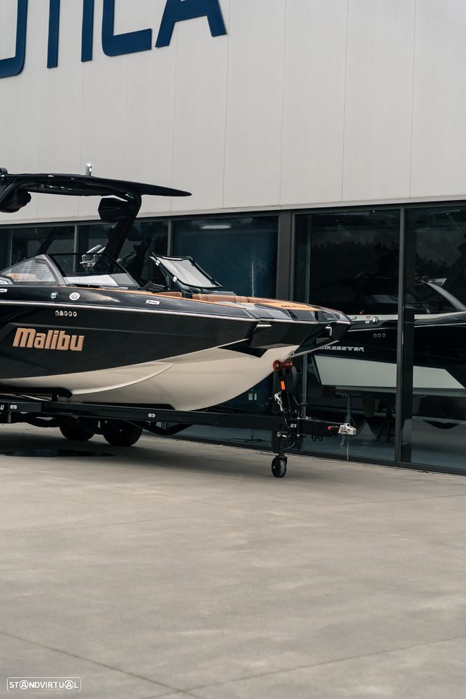 Malibu 23 MXZ - 4