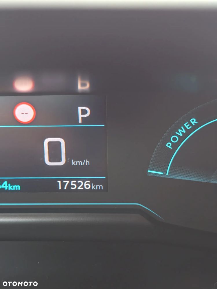 Peugeot 2008 50kWh Allure - 12