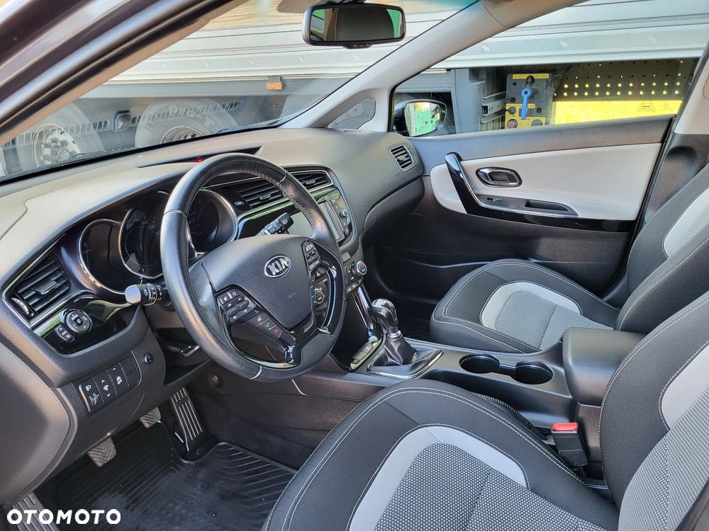 Kia Ceed 1.4 L Business Line Plus - 16