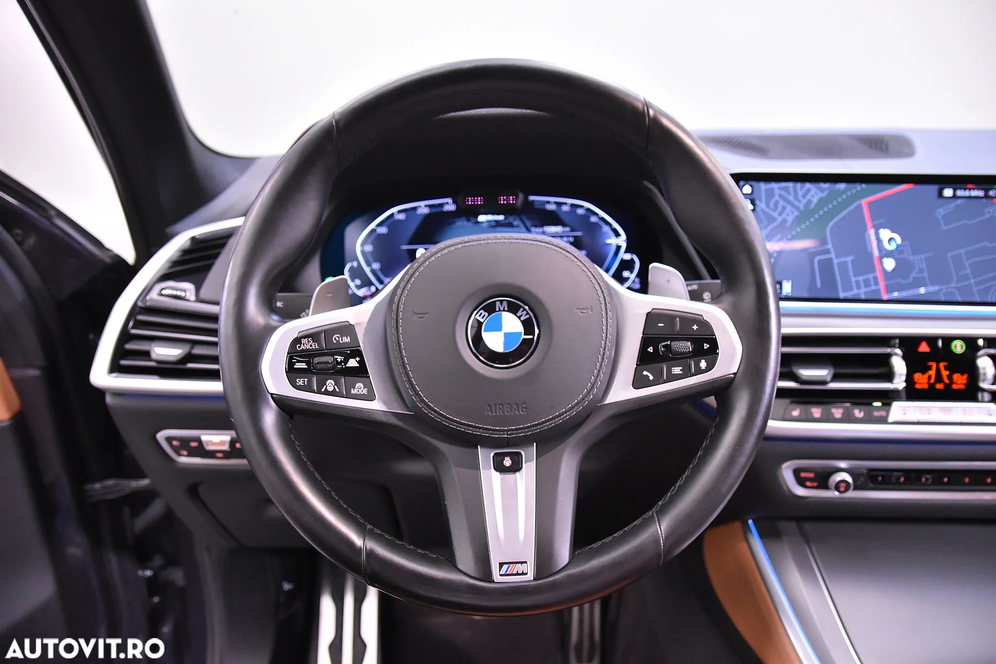 BMW X5 xDrive45e AT PHEV - 16