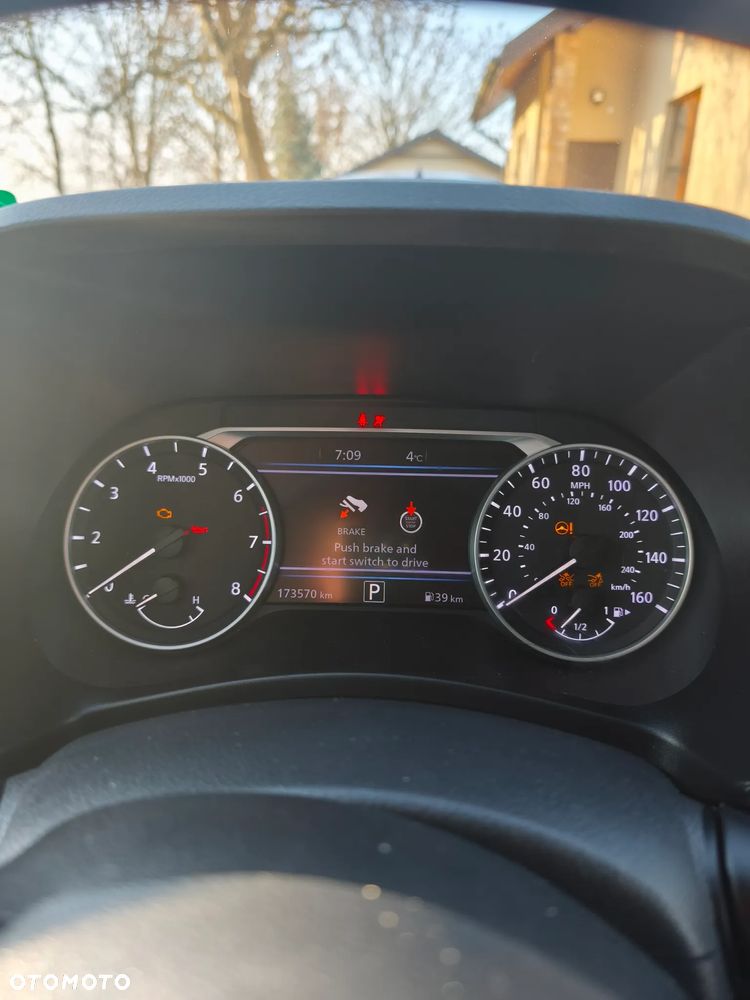 Nissan Sentra - 15