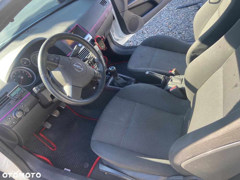 Opel Astra 1.6 - 5