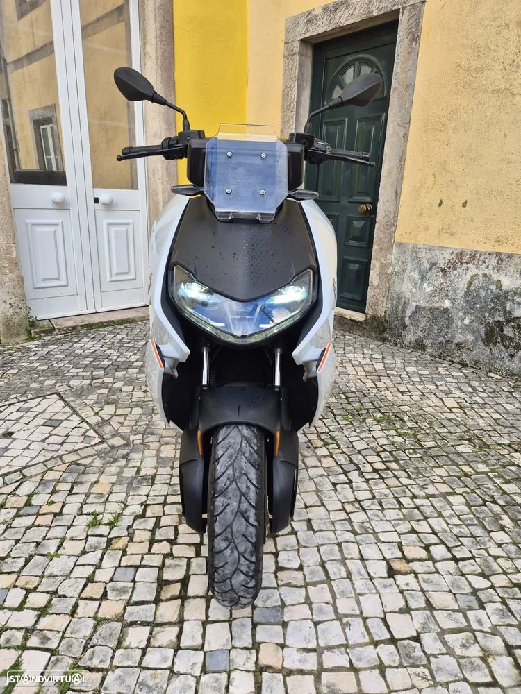 BMW CE 04 Lightwhite uni C/Iva dedutivel - 4