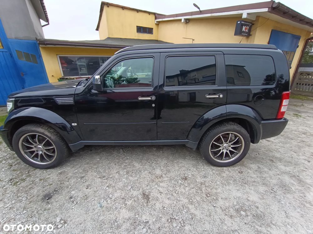 Dodge Nitro 2.8 CRD SXT - 4