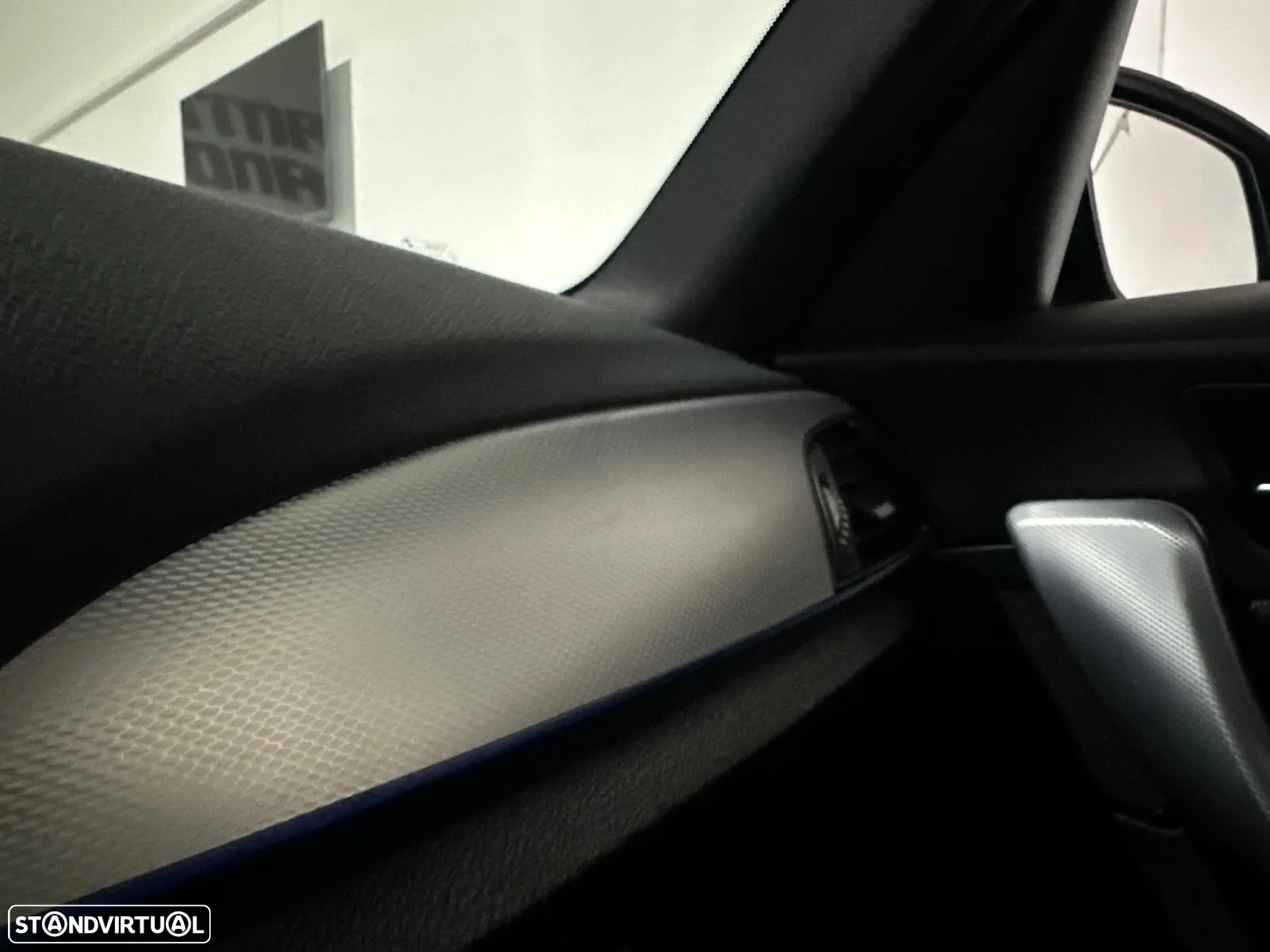 BMW 118 d Pack M - 33