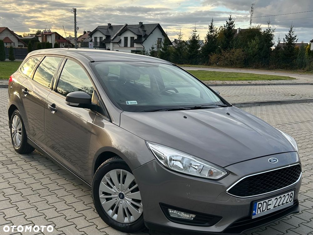 Ford Focus 1.5 TDCi Trend PowerShift - 3