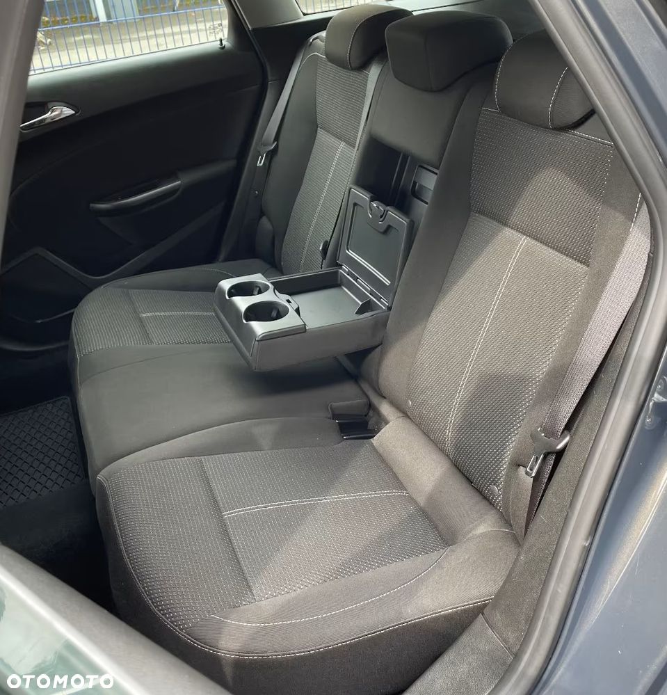 Opel Astra 2.0 CDTI Style - 5