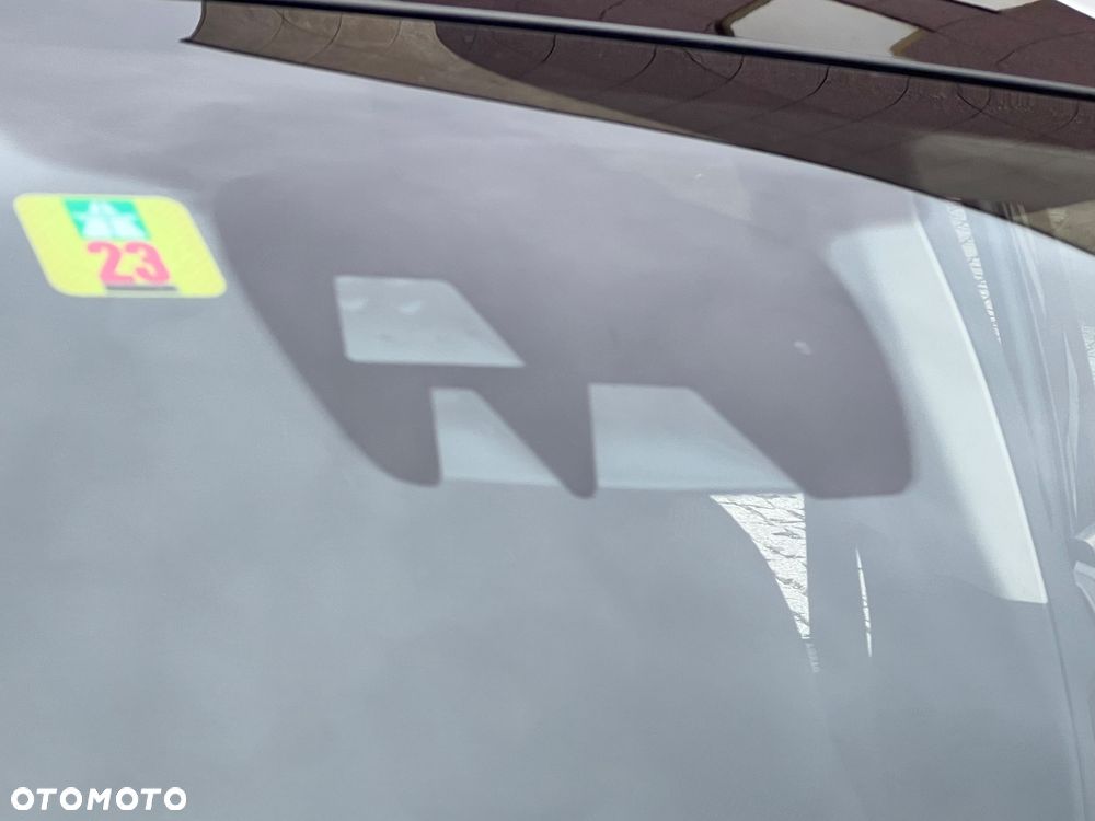 Ford Mondeo - 28