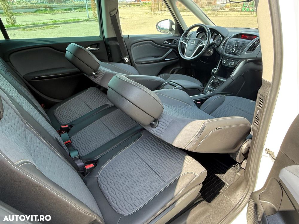 Opel Zafira Tourer 1.6 CDTI ECOFLEX Start/Stop Active - 10