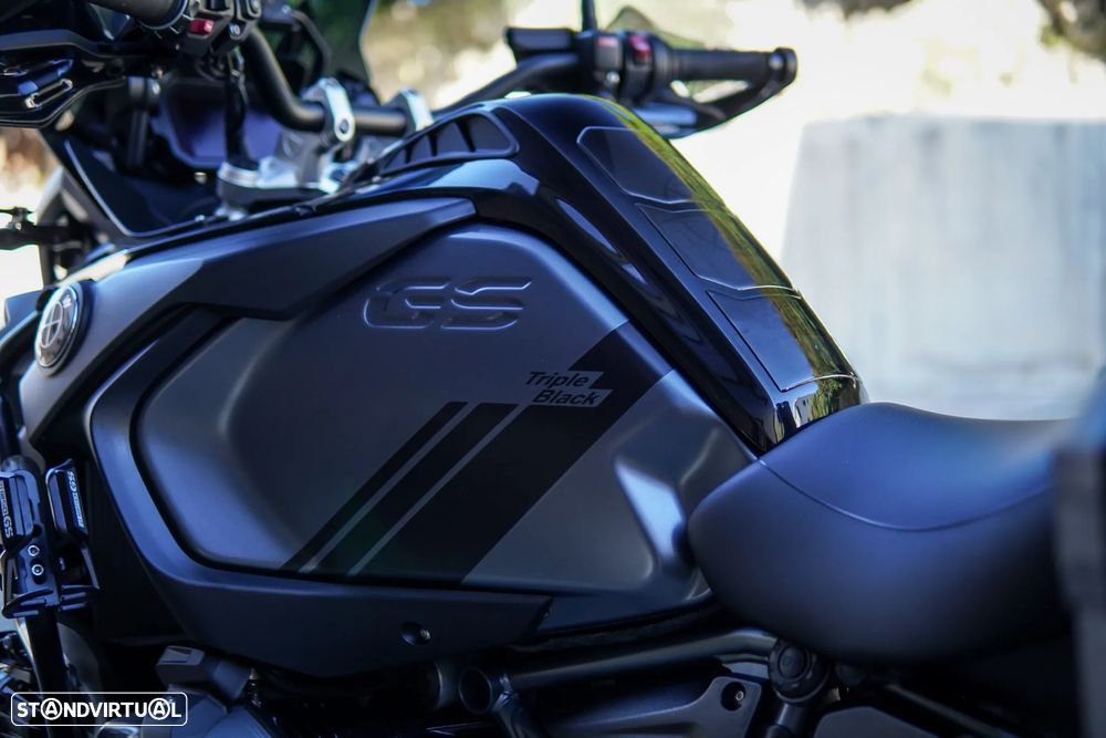 BMW R 1250 GS Adventure TRIPLE BLACK C/ AKRAPOVIC - 15