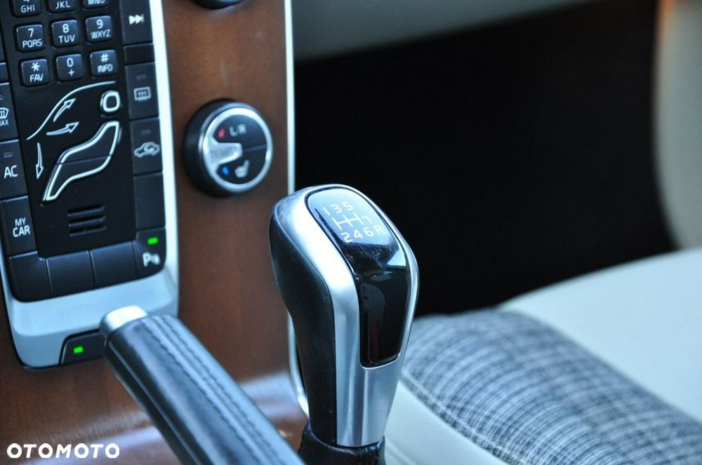 Volvo V40 - 36