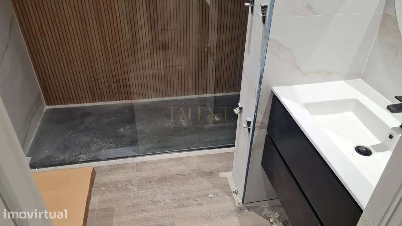Apartamento T2 Remodelado em Santo Adrião - Vizela - Grande imagem: 5/9