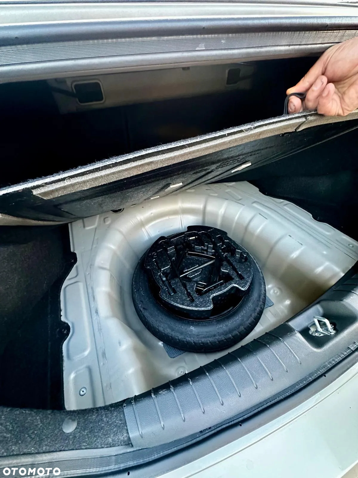 Hyundai Elantra - 33