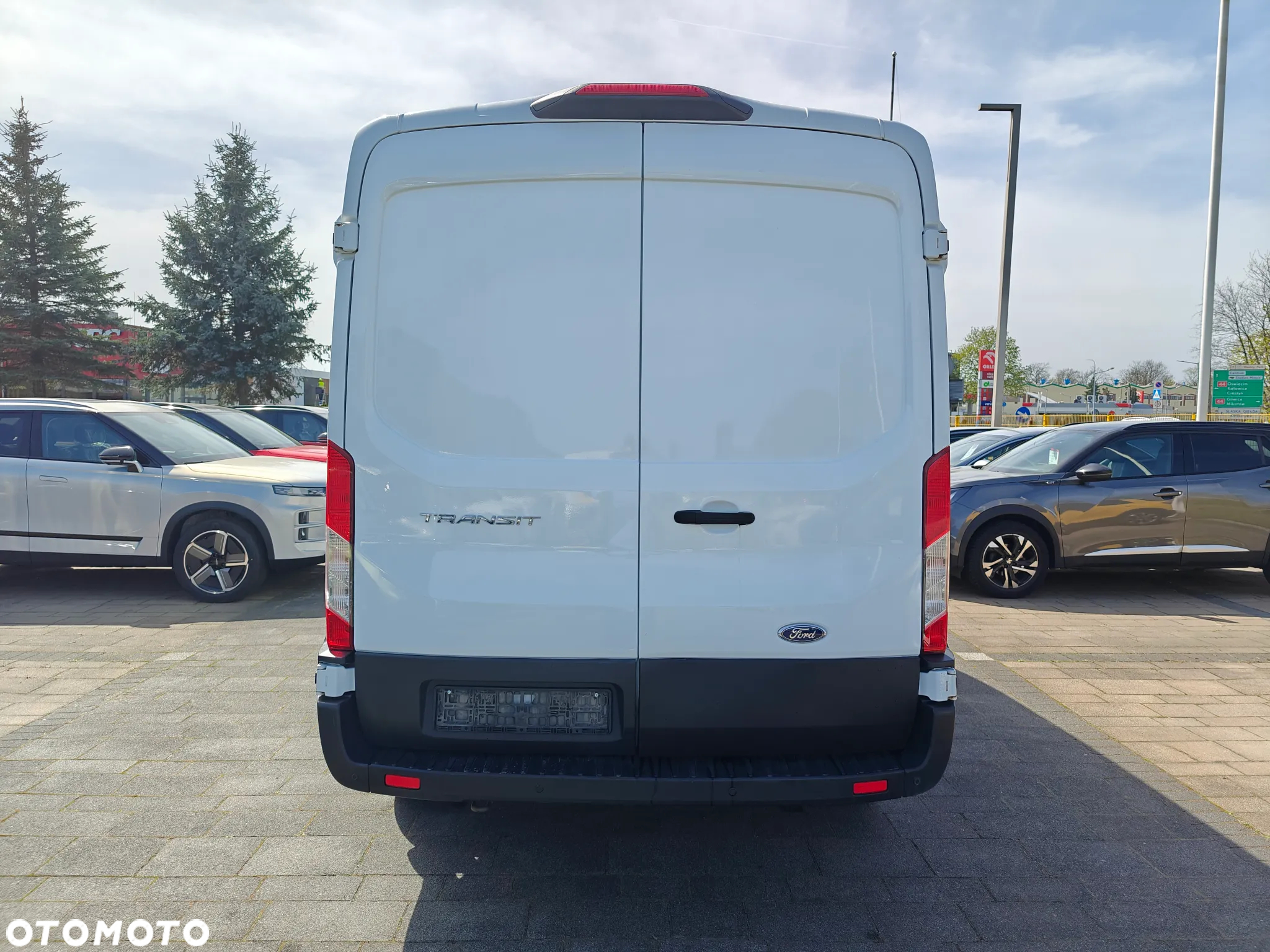 Ford Transit - 8