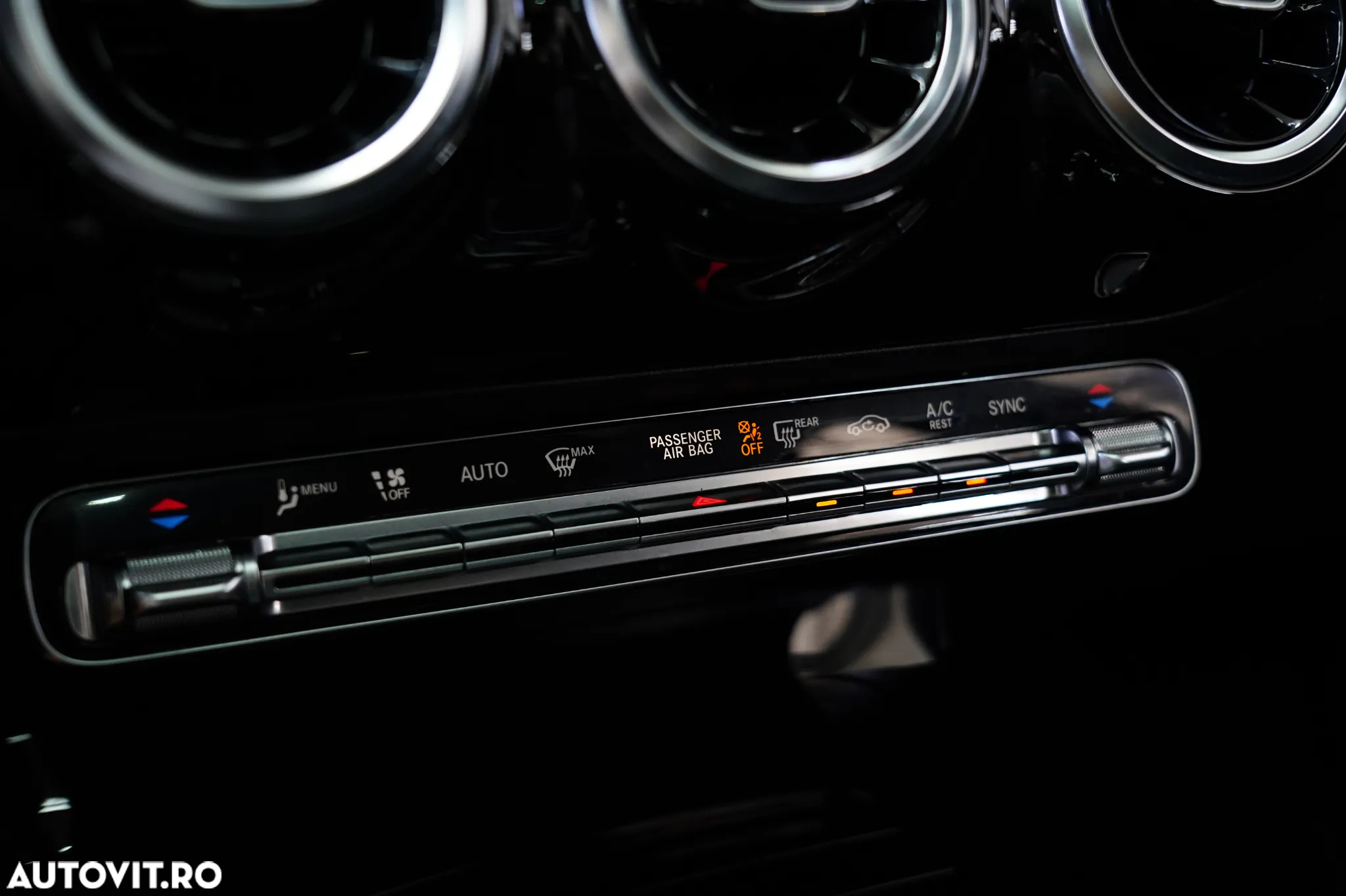 Mercedes-Benz A 200 7G-DCT AMG Line - 19