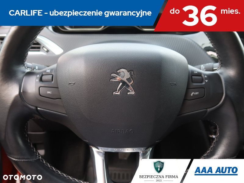 Peugeot 208 - 18