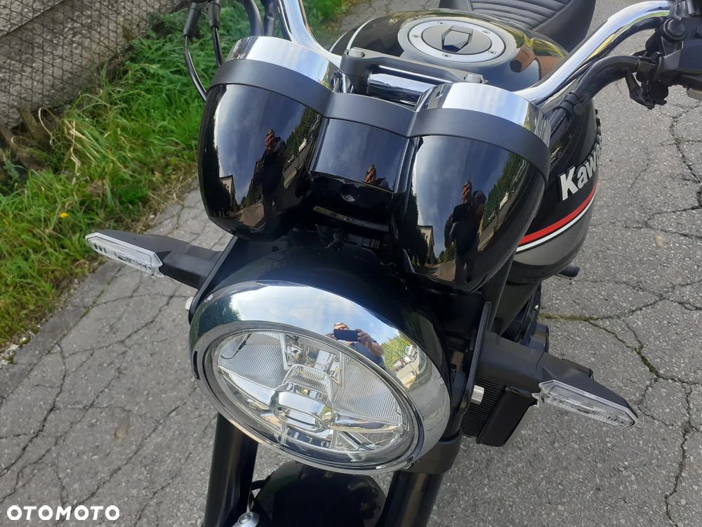 Kawasaki Z 900 RS - 12