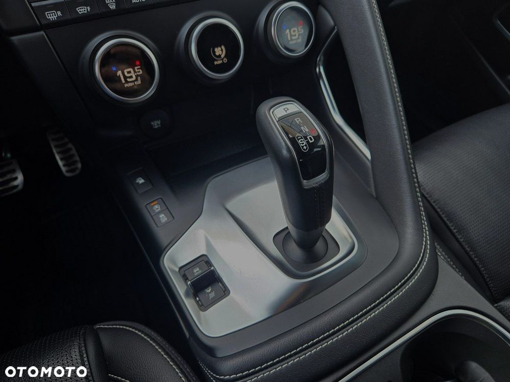 Jaguar E-Pace - 40