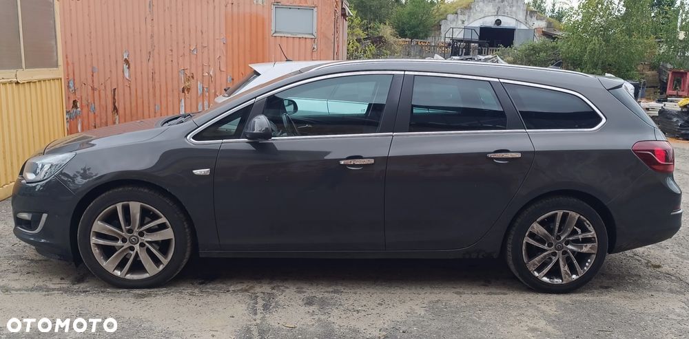 Opel Astra 2.0 CDTI Exklusiv - 4