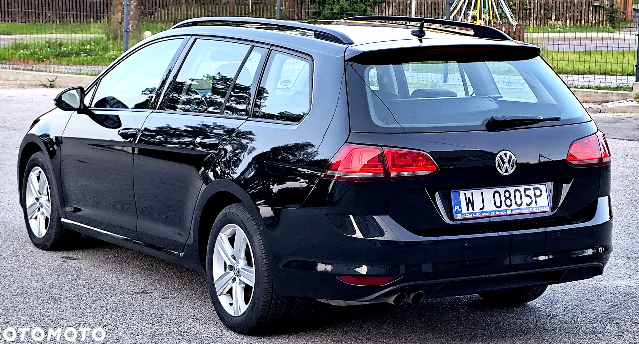 Volkswagen Golf - 6