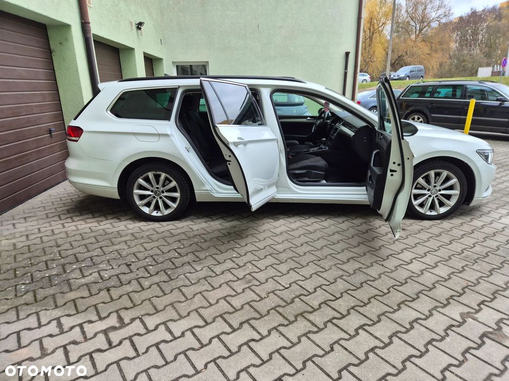 Volkswagen Passat 2.0 TDI SCR DSG Comfortline - 3