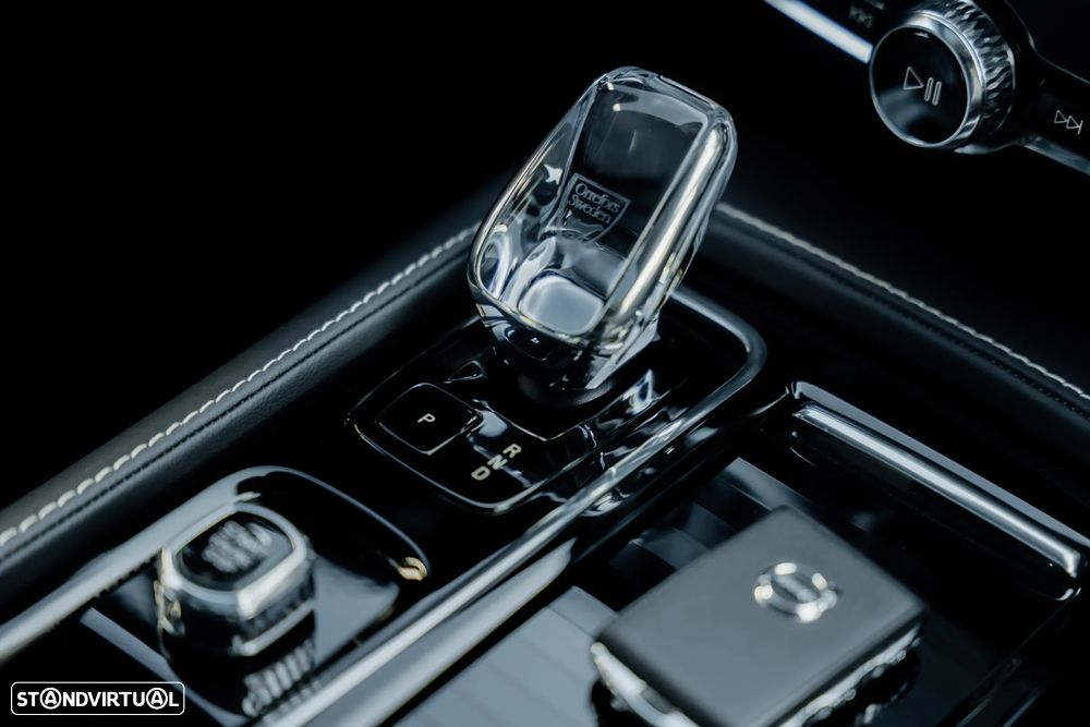 Volvo S60 T8 Recharge AWD Ultimate Dark - 35