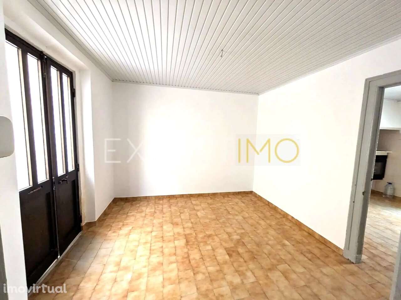 Moradia T2 com logradouro - Vendas Novas - Grande imagem: 2/9