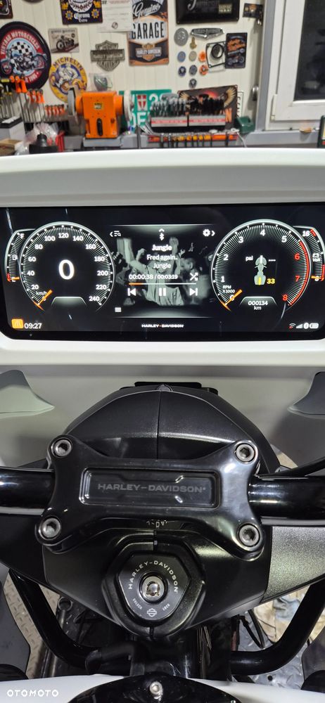 Harley-Davidson Touring Road Glide - 8