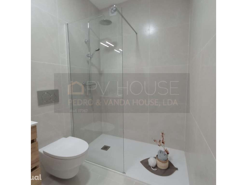 Apartamento T3 estrada de Benfica - Grande imagem: 5/19