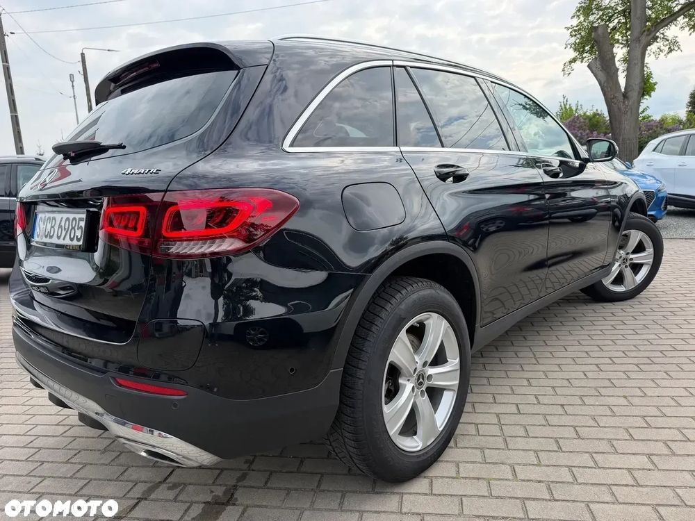 Mercedes-Benz GLC 300 e 4-Matic - 10