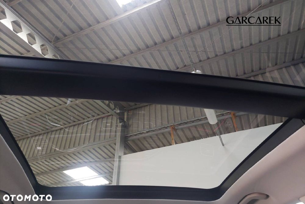 Mercedes-Benz GLS - 13