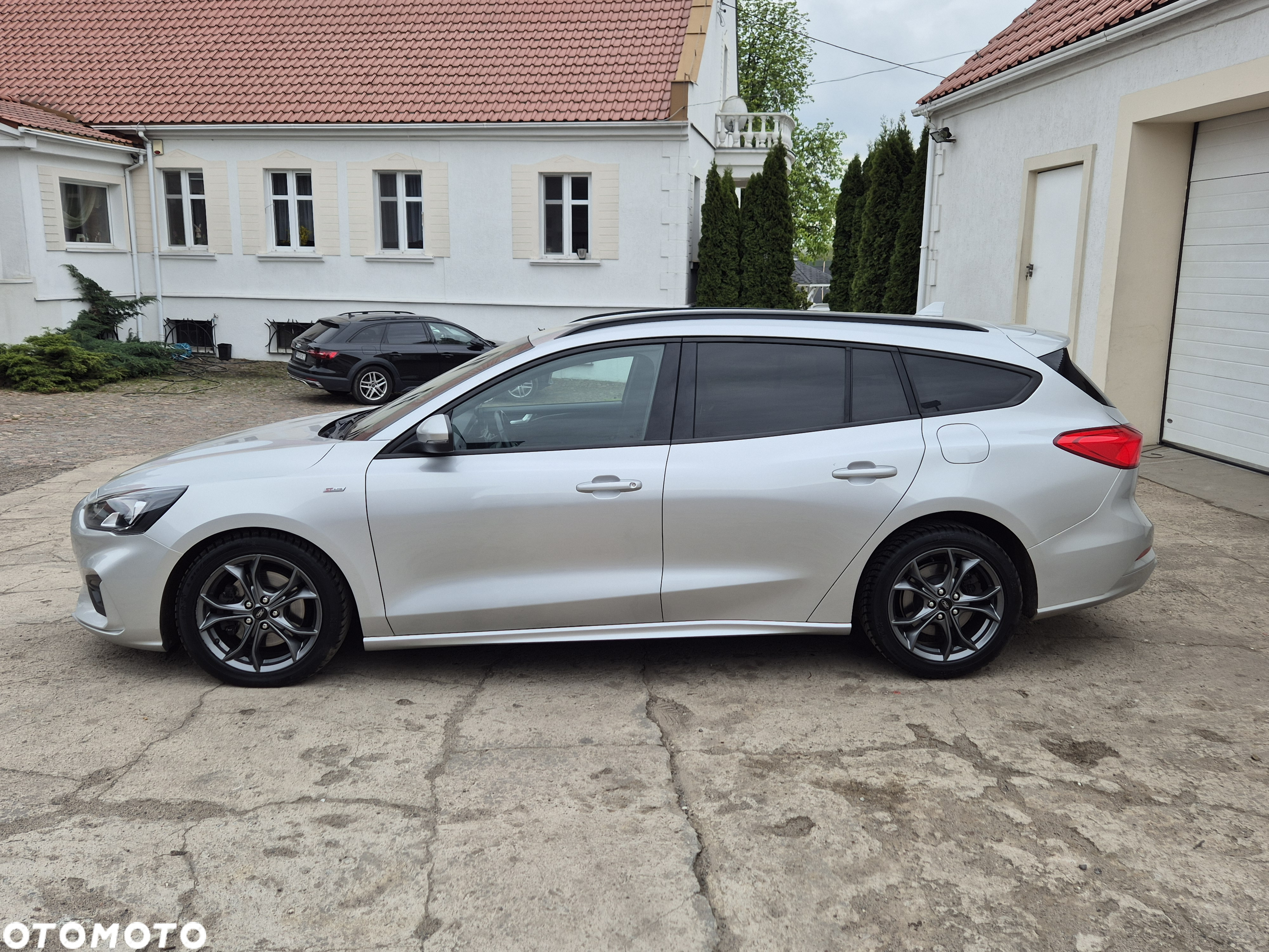 Ford Focus Turnier 1.5 TDCi DPF Start-Stopp-System ST-Line - 17