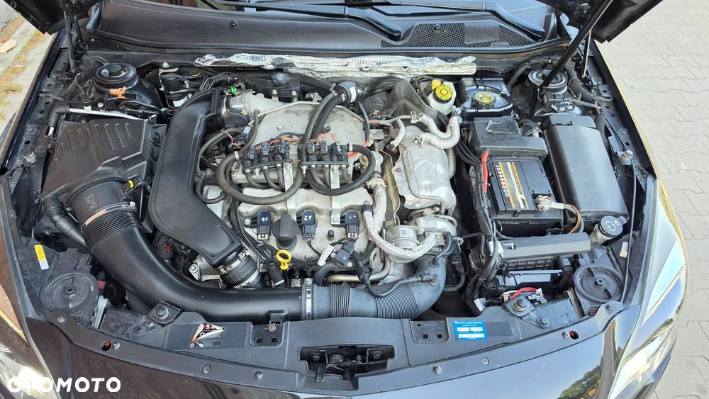 Opel Insignia 2.8 T V6 OPC EU6 - 6