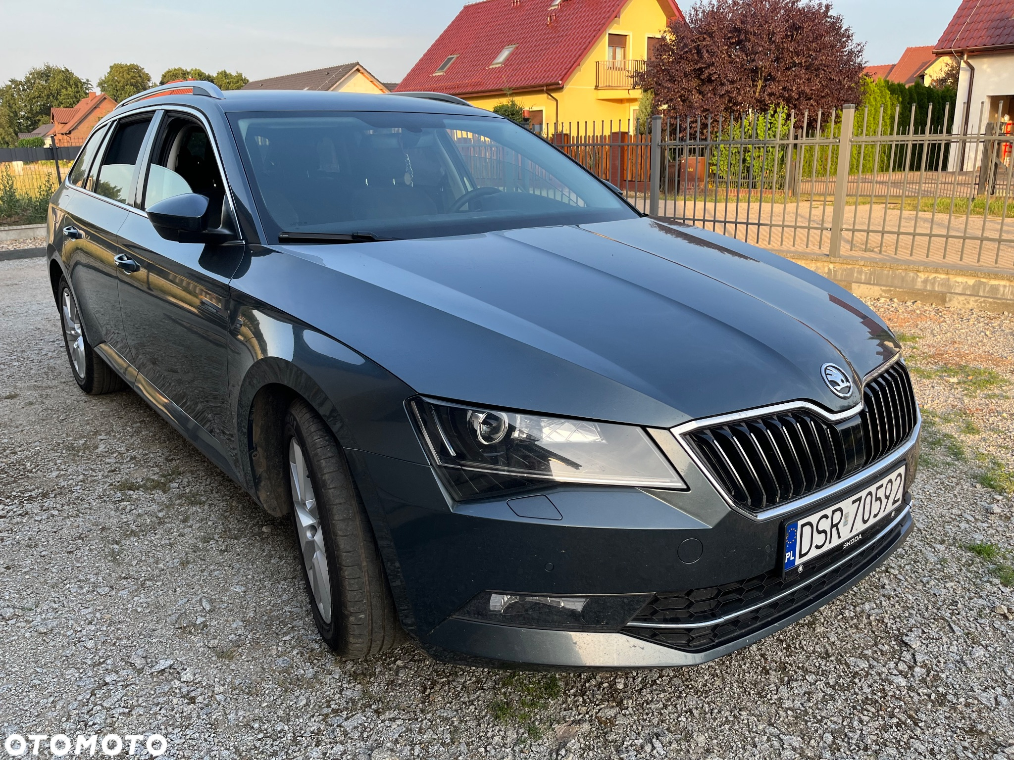 Skoda Superb Combi 1.6 TDI DSG Active - 3