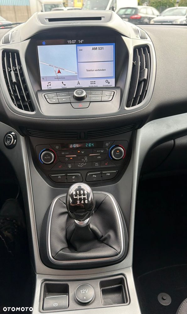 Ford Kuga - 20