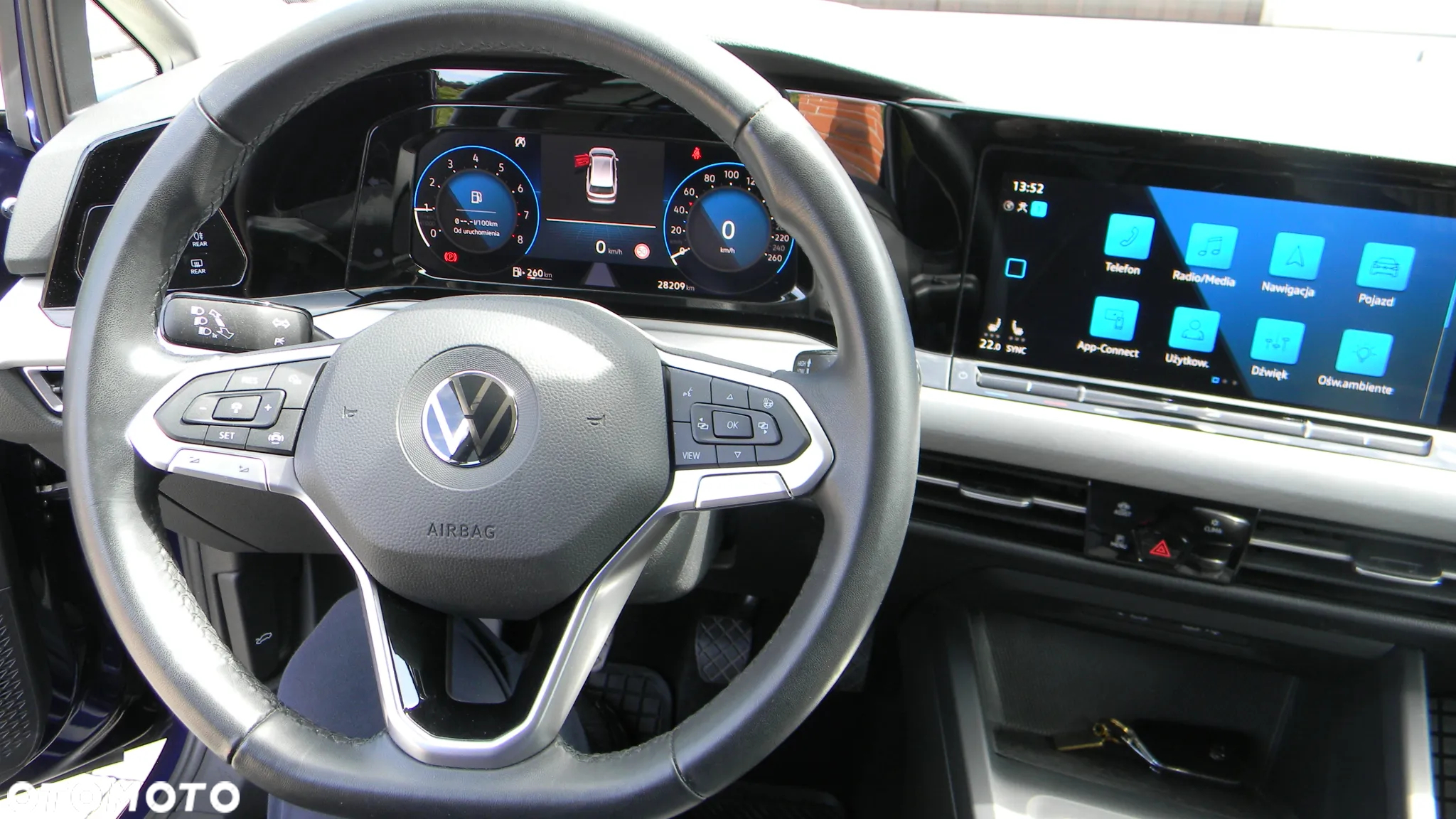 Volkswagen Golf - 12