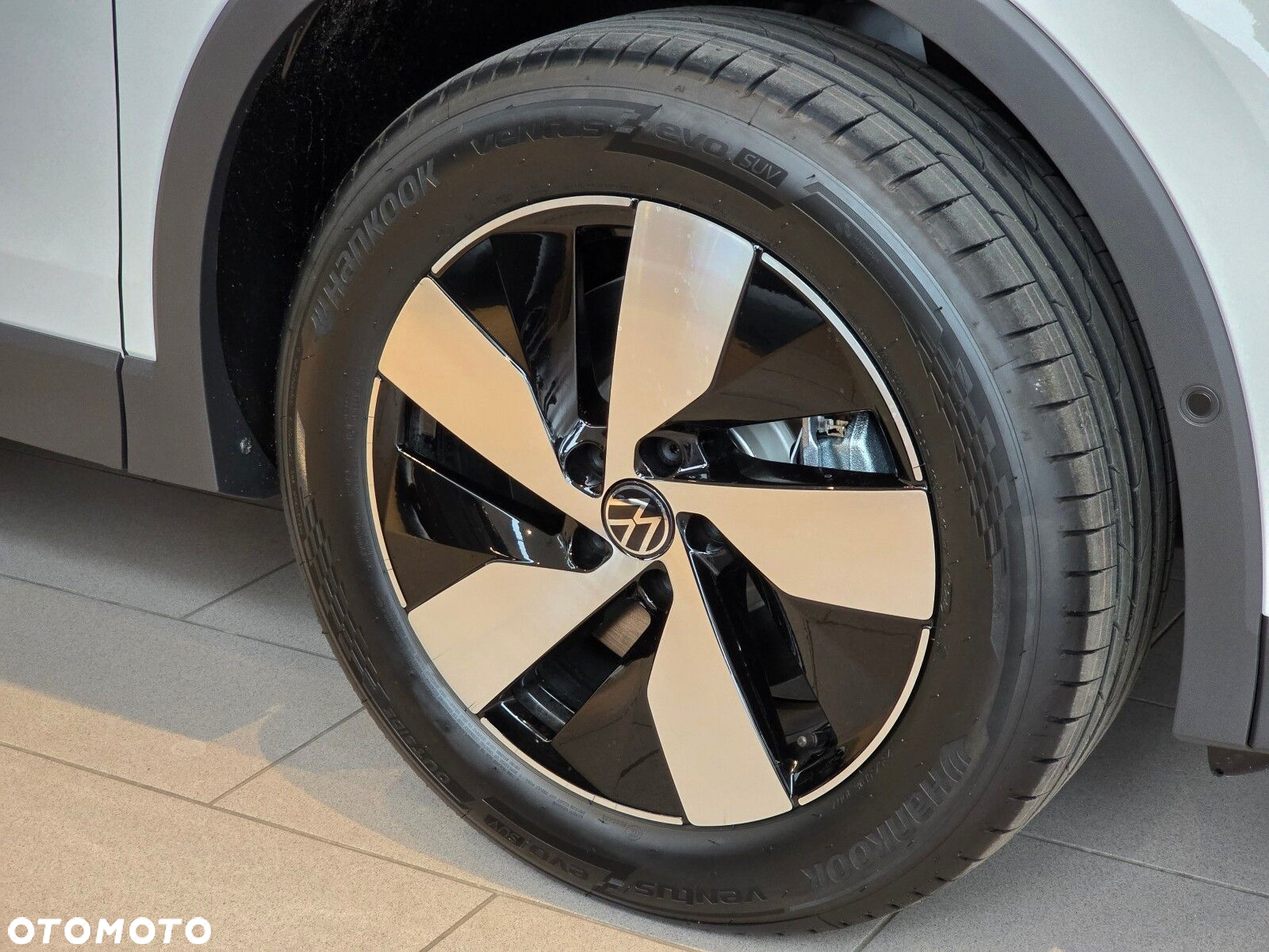 Volkswagen Tiguan - 7
