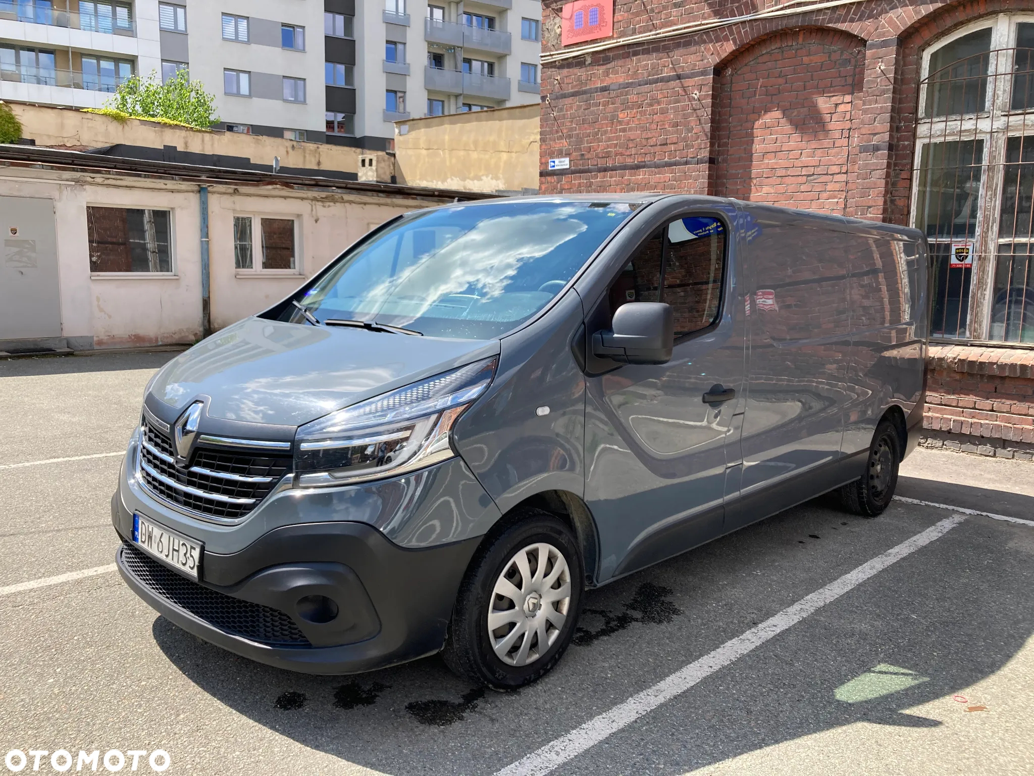 Renault Trafic - 2