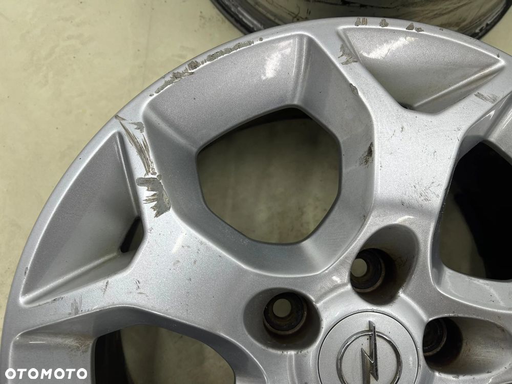 Felga Opel Zafira B Astra G H Vectra C Meriva 6,5jx16 ET37 5x110 felgi aluminiowe r16 cali KOMPLET 1 - 6
